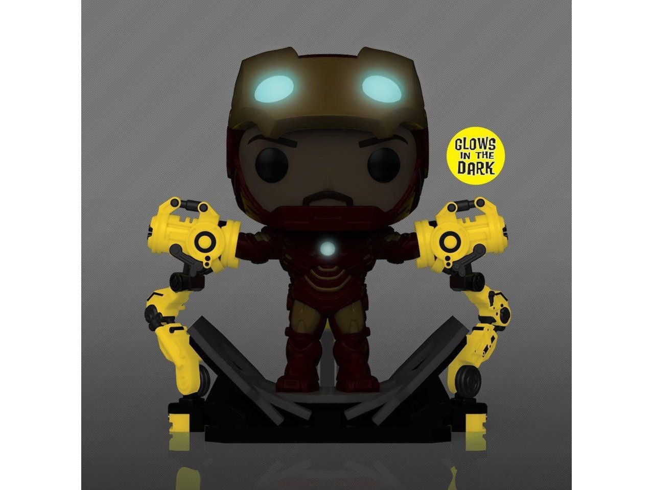 Купить Фигурка Funko POP! Deluxe: Marvel: Iron Man 2: Iron Man (with  Gantry) (GW) #905 | GAMEBUY